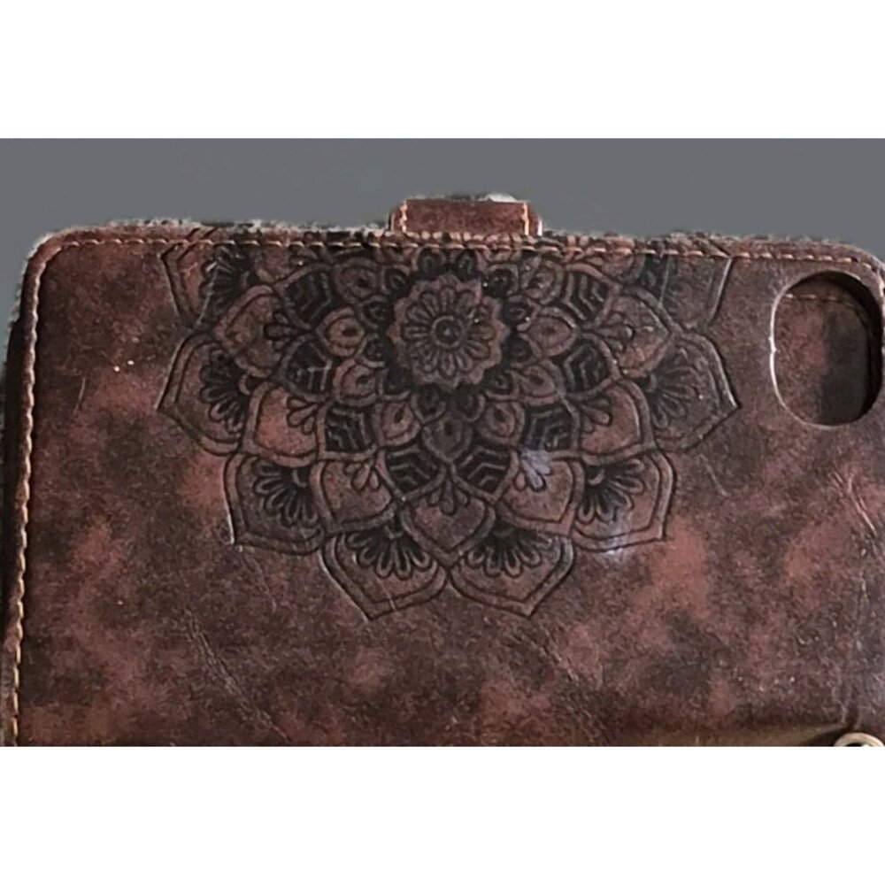 Vintage Hand Tooled Brown Boho Design Leather Wristlet Wallet - Picture 3 of 9
